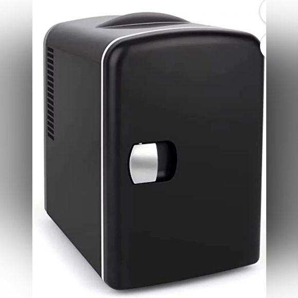 Wdemna 4 Liter Mini Fridge Black New 1 Shelf - Picture 2 of 6